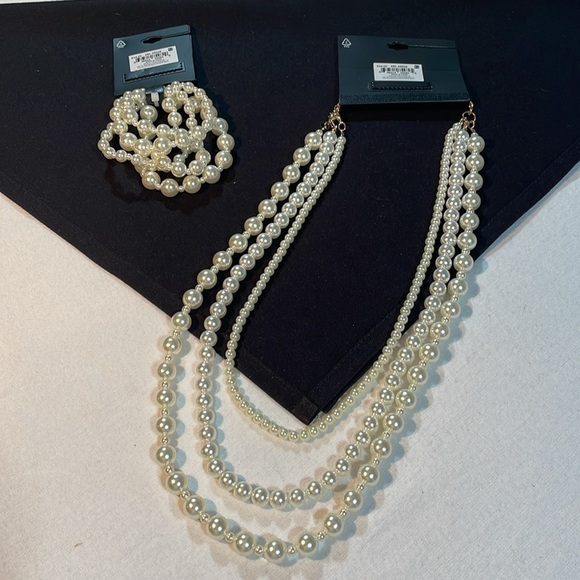 NWT Bundle of 2 Ophelia Roe Pearl Necklace & Elastic Pearl Bracelets Gold - Picture 8 of 14